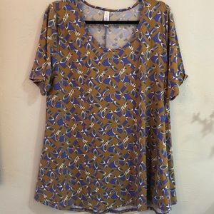 Floral and mix design LLR perfect t